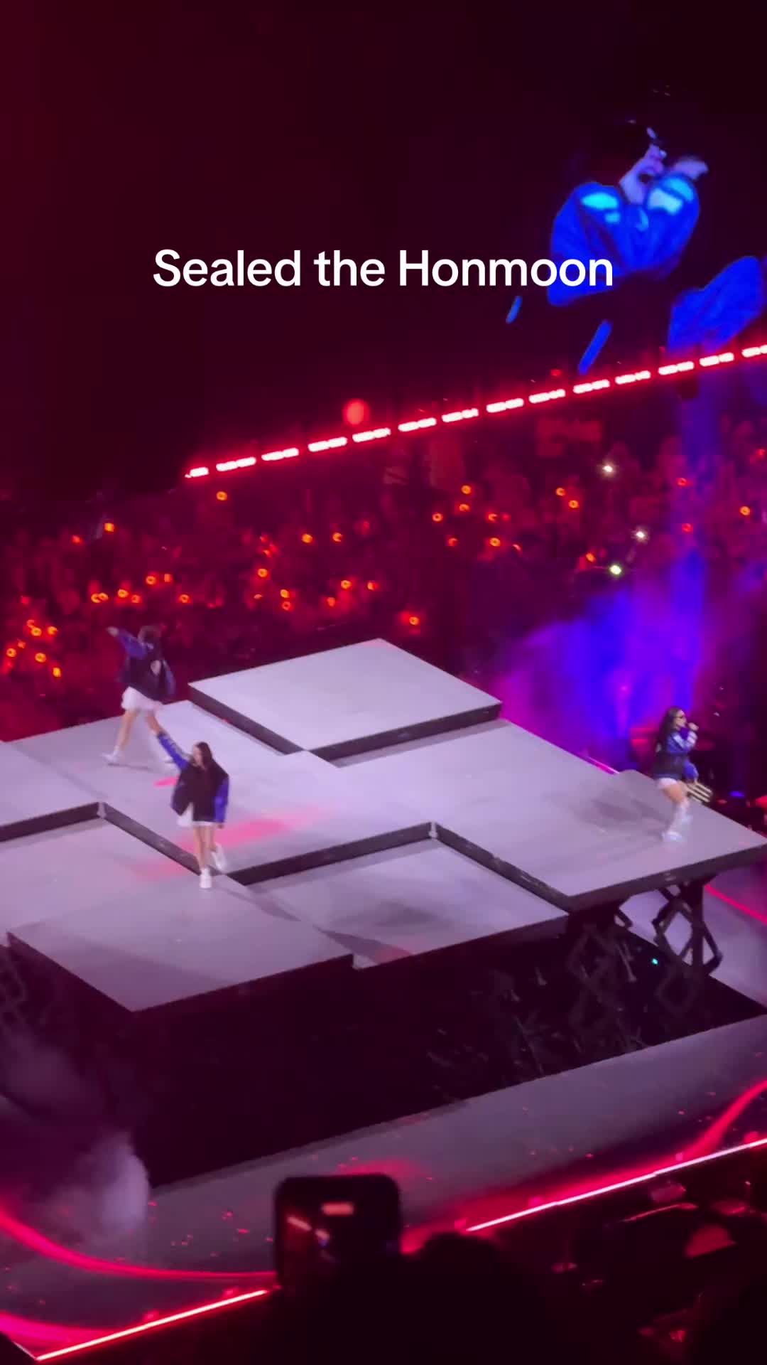 @Tez is seeing Twice & Ateez
