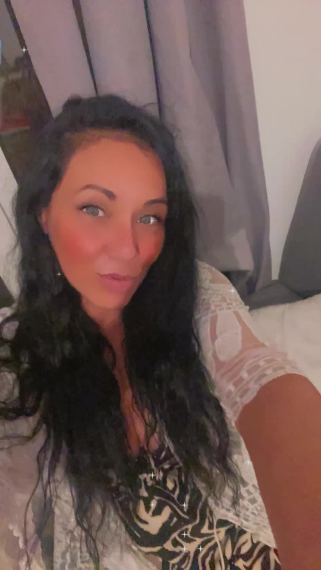 @Neylla