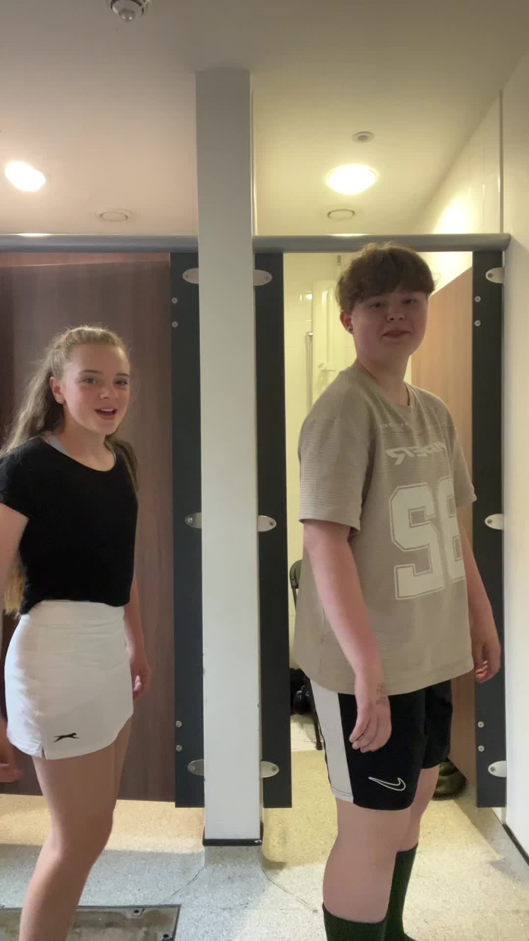 @Ebz Huds🎭🎤🕺