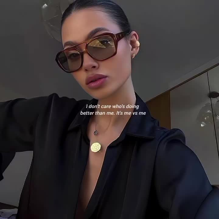 @🖤