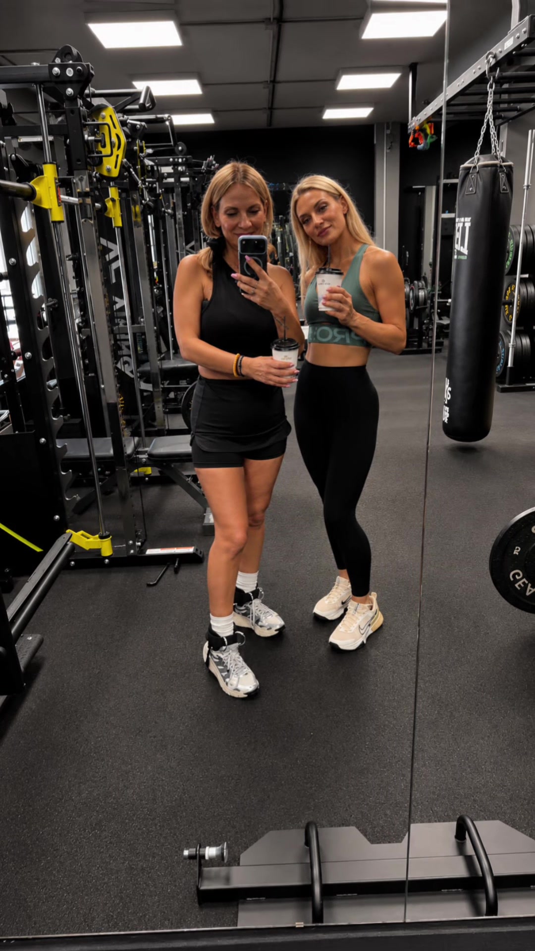 @Maria_168