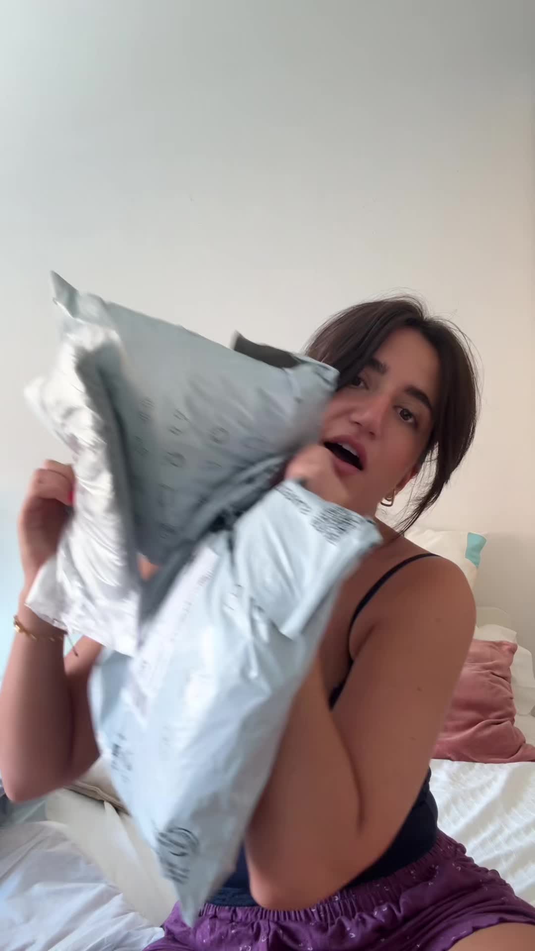 @Clara