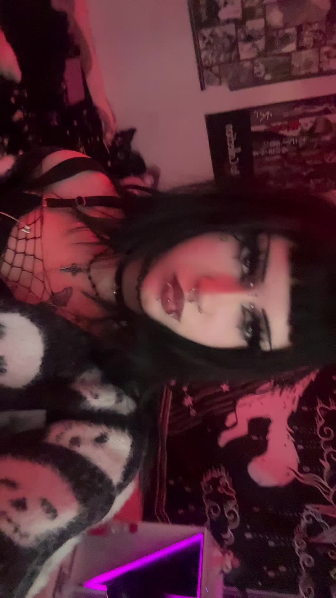 @alicee ♡