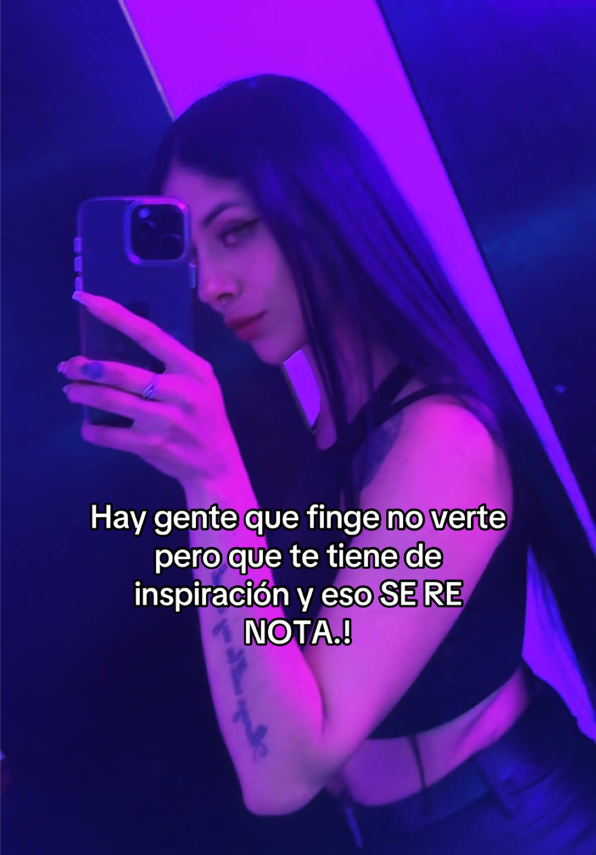 @💣Ángela Vivi