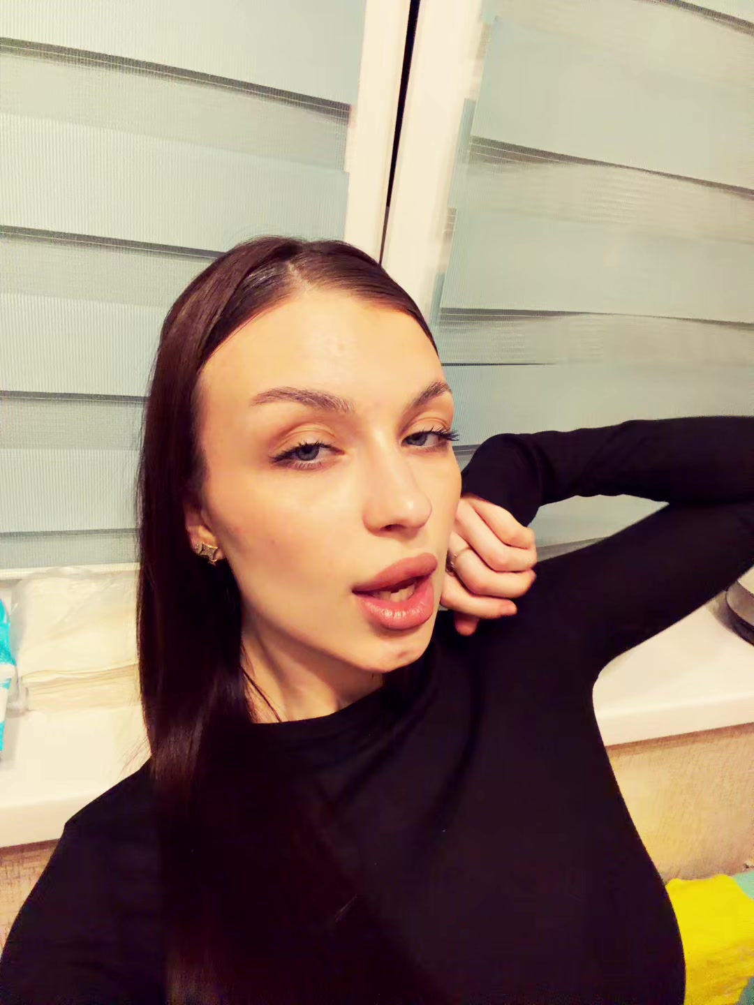 @KATRINNN