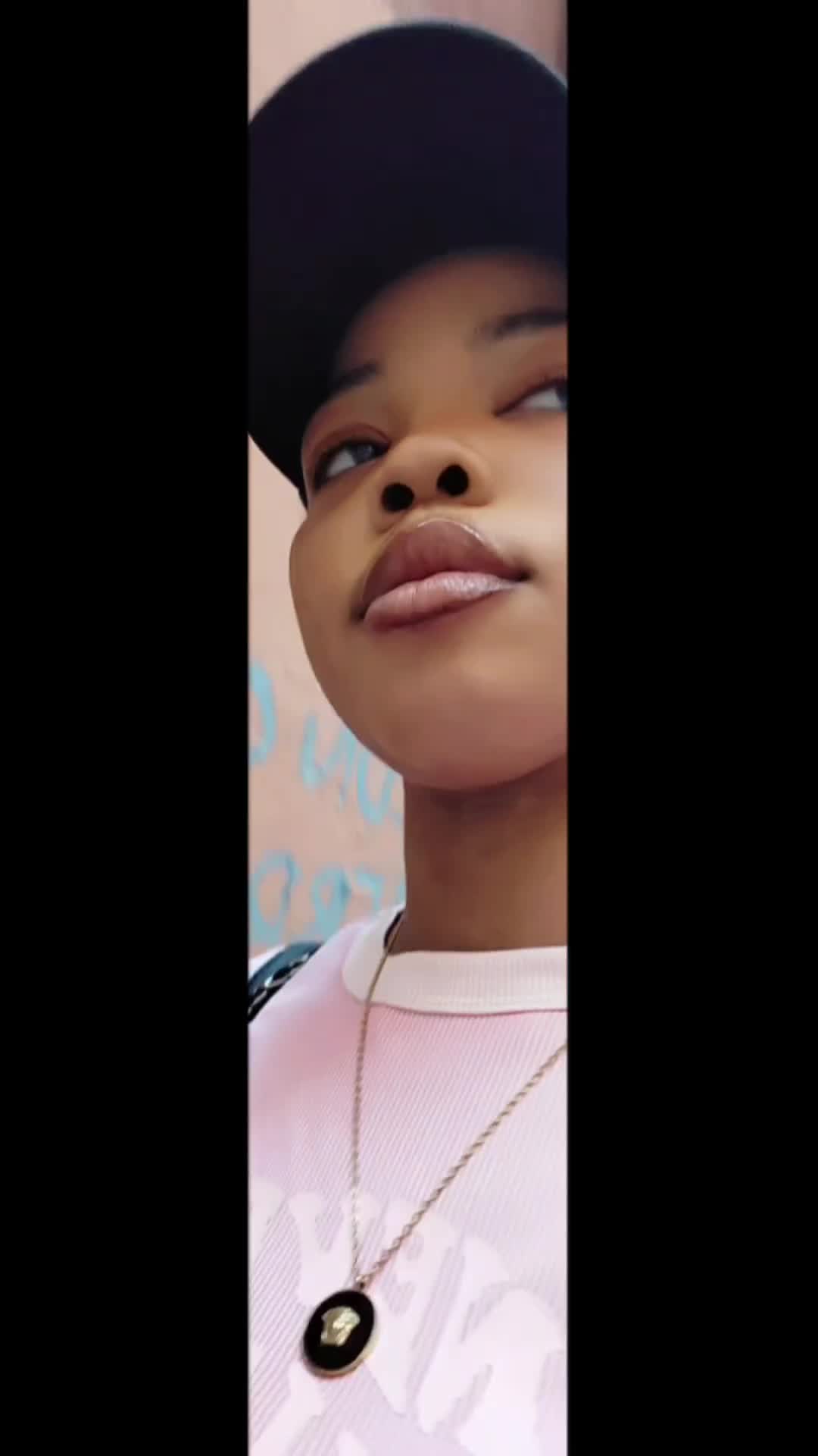 @Mirabelvalentine