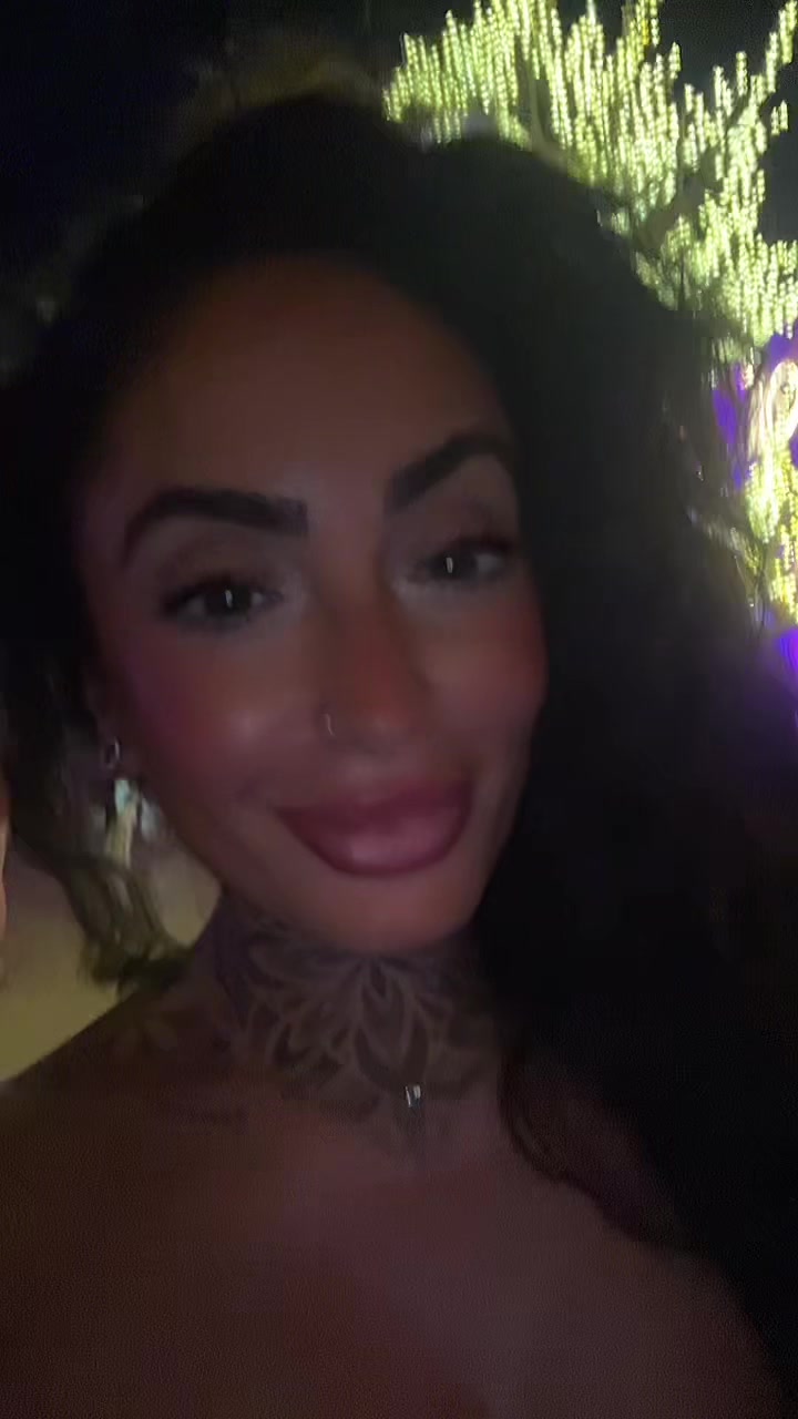 @𝒮 𝒶 𝓇 𝒶✨