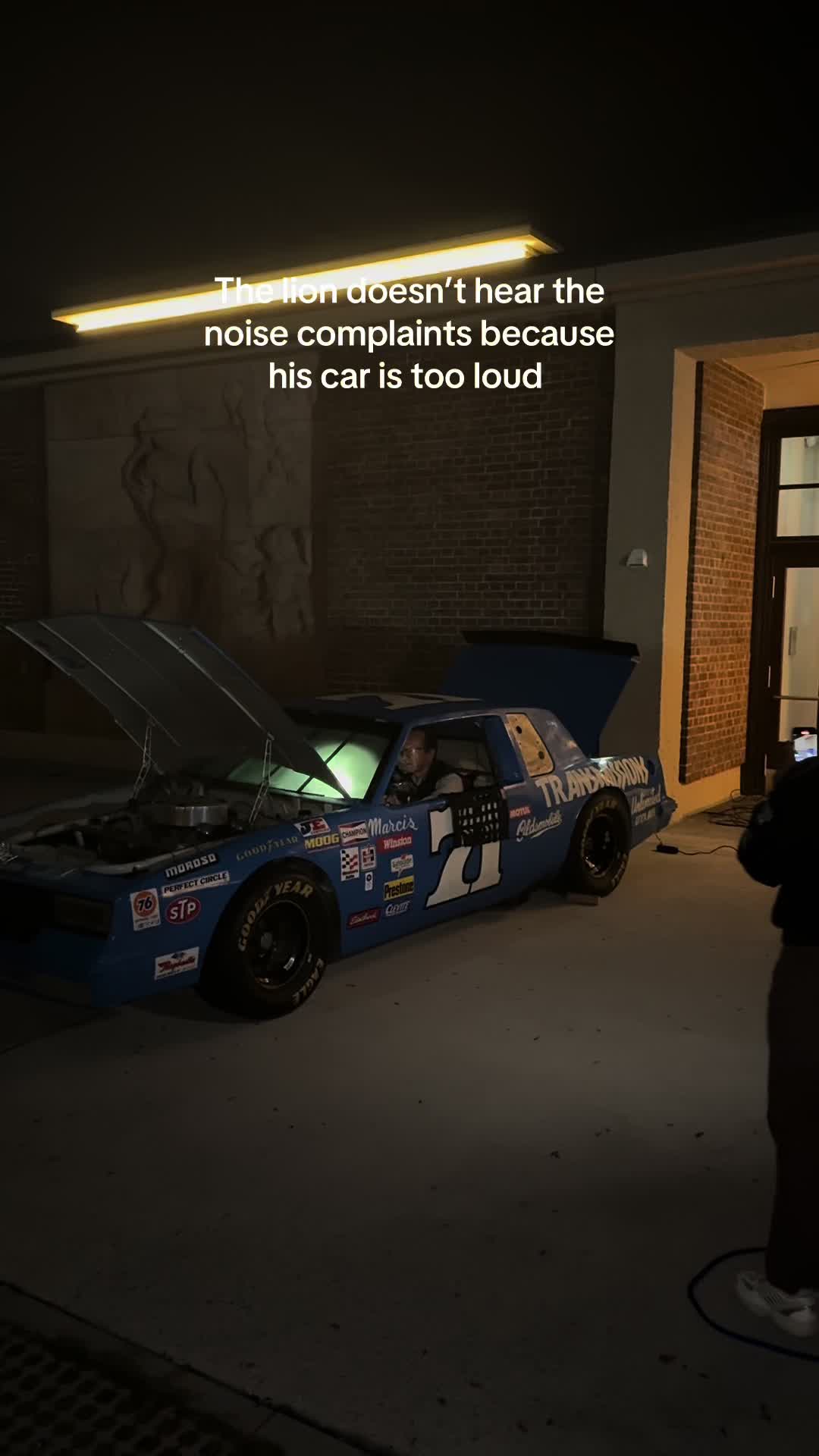 @Robin