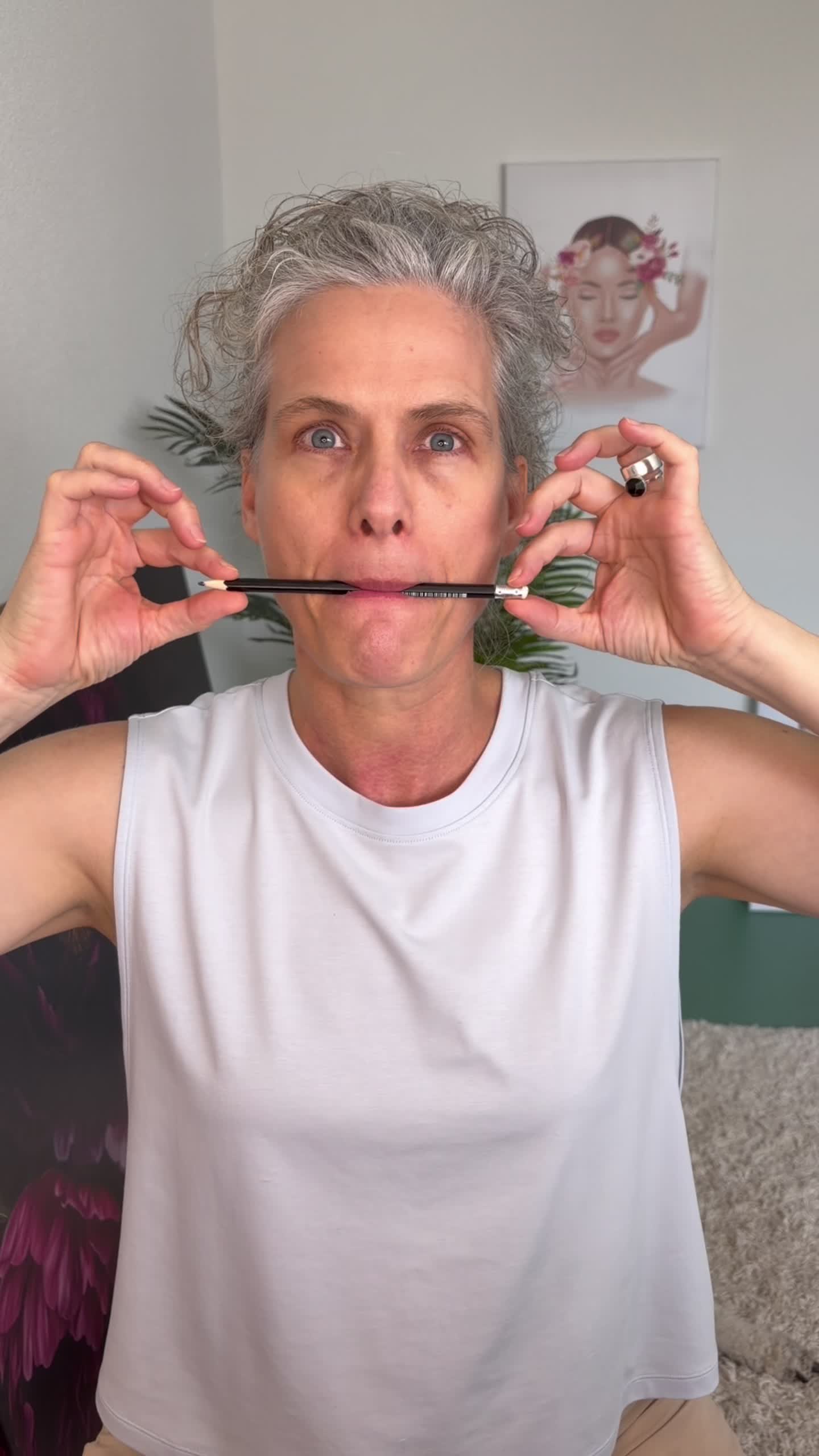 @ninaschennach_faceyoga