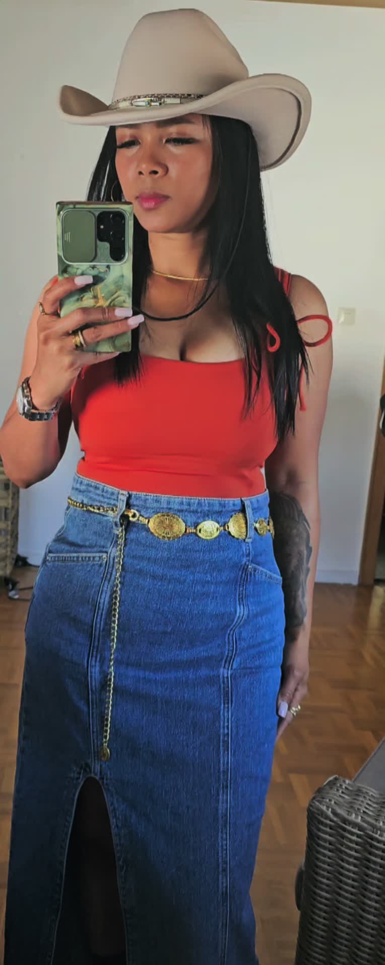 @Ai Ra