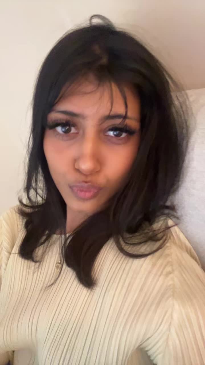 @￼