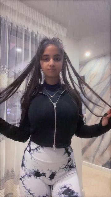 @Andreea🖤