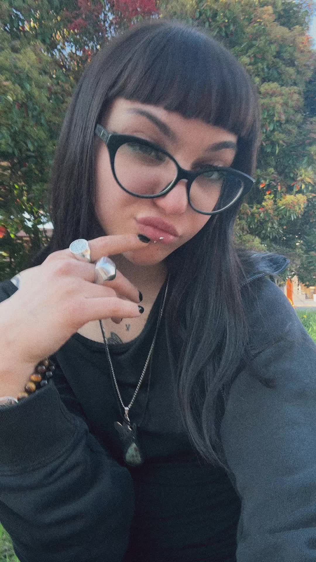 @★ gio ★