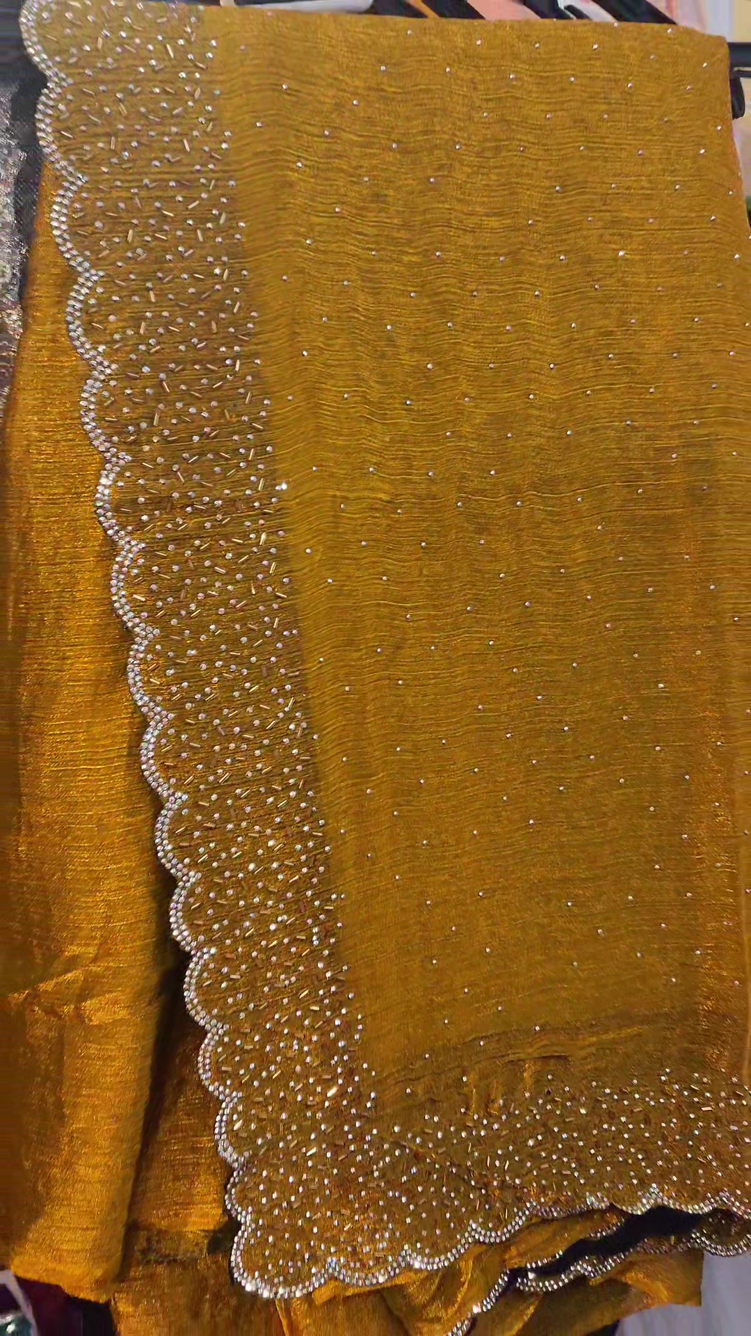 @Nila Silks & Cotton