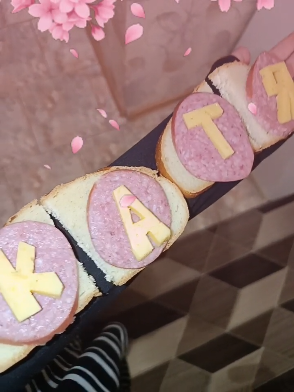 @🦅𝐚𝐭𝐞