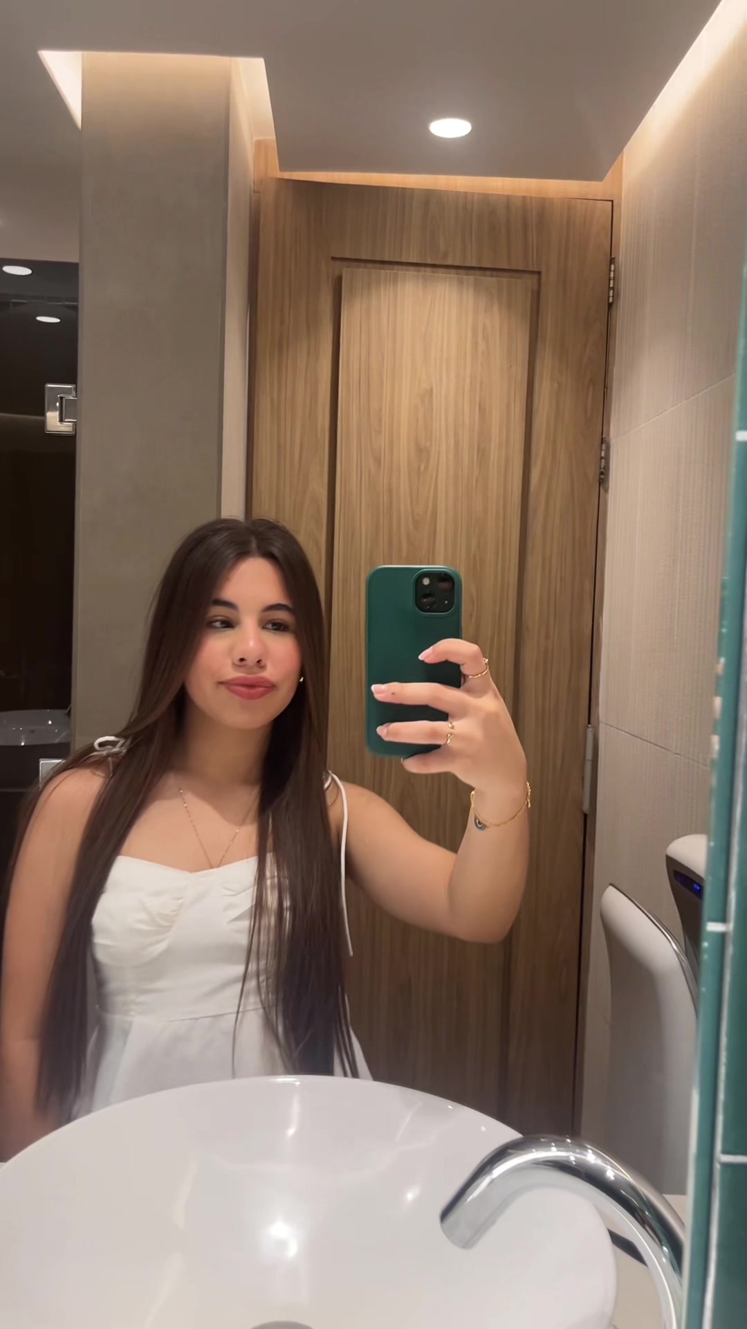 @Victoria