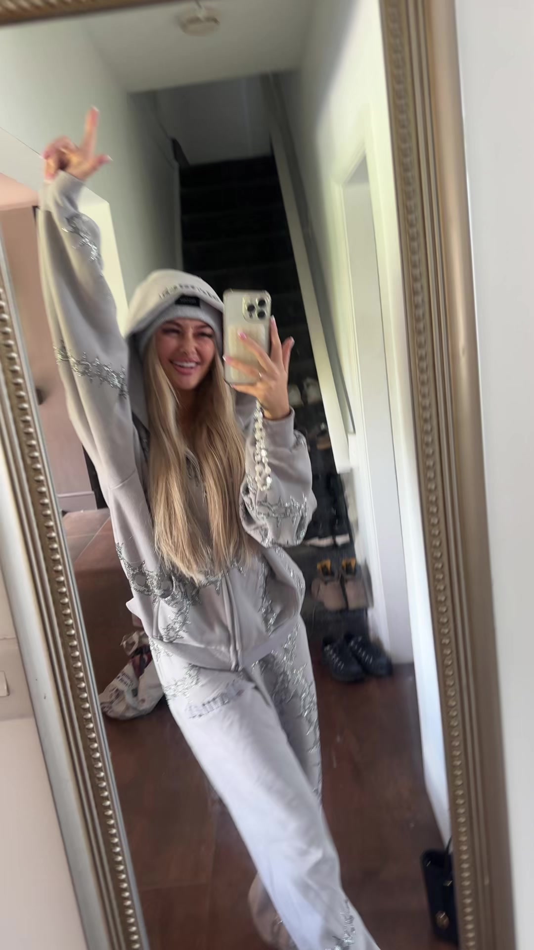 @ellienuttsxx
