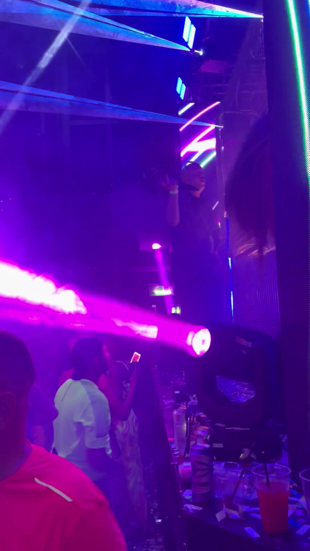 @🏴RaverRascal💃
