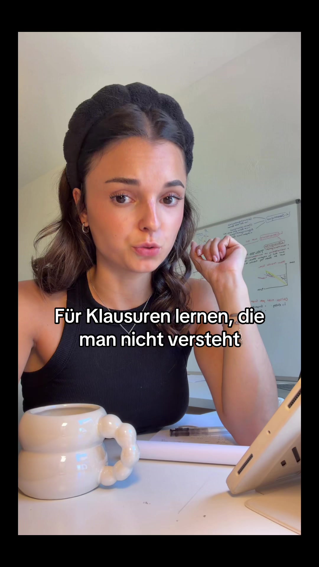 @emelysoll