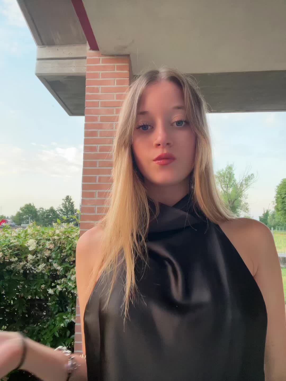 @Emma🌟
