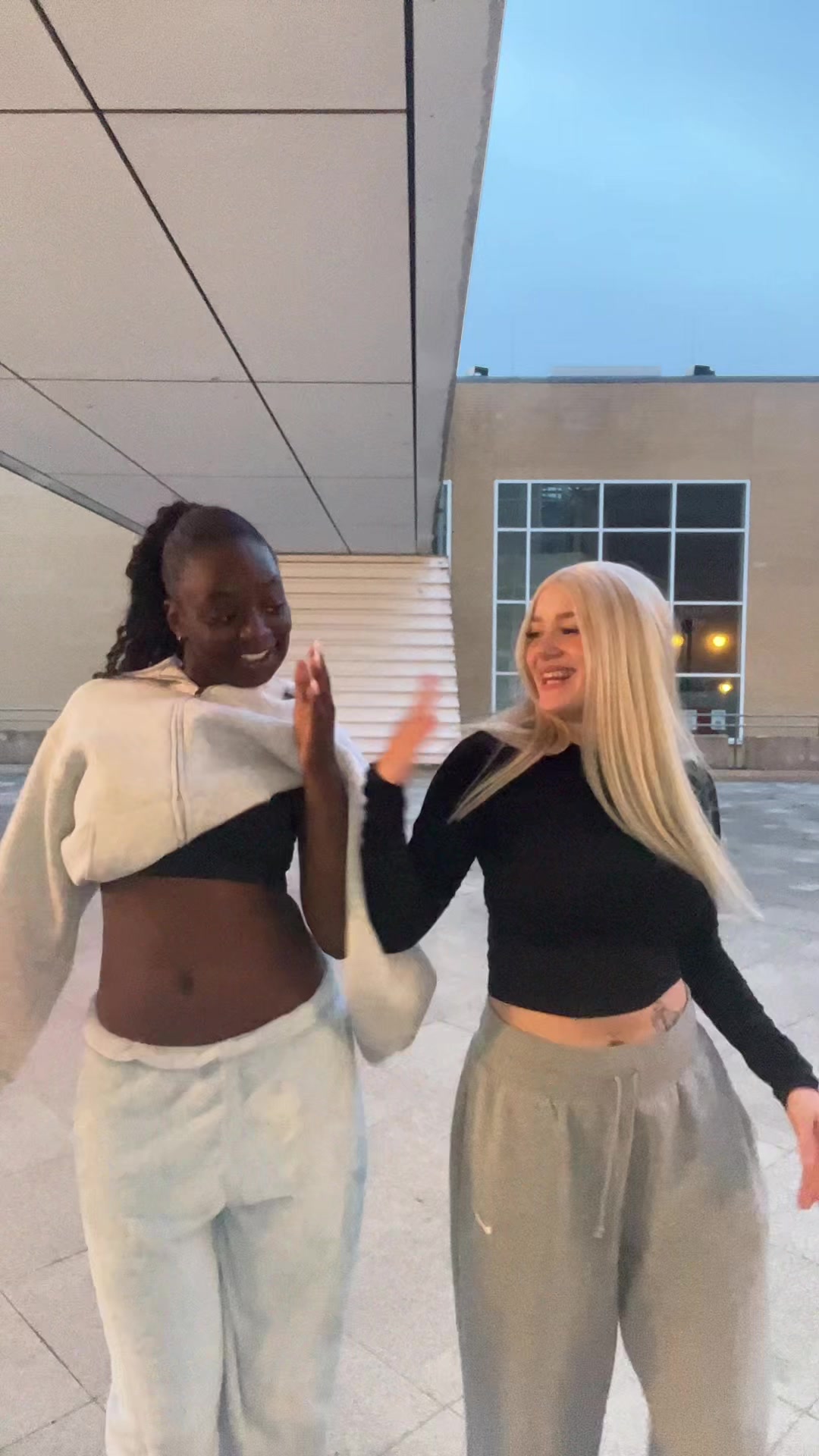 @lucy.linko