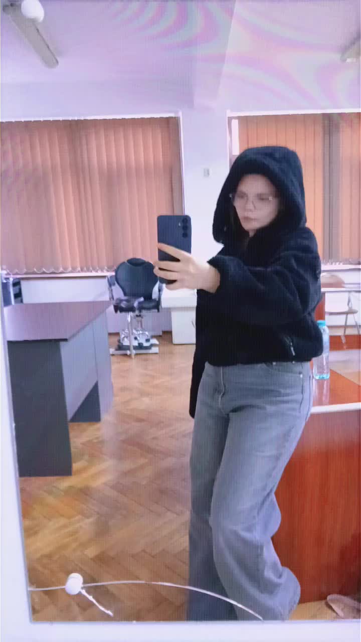 @qx.eliza