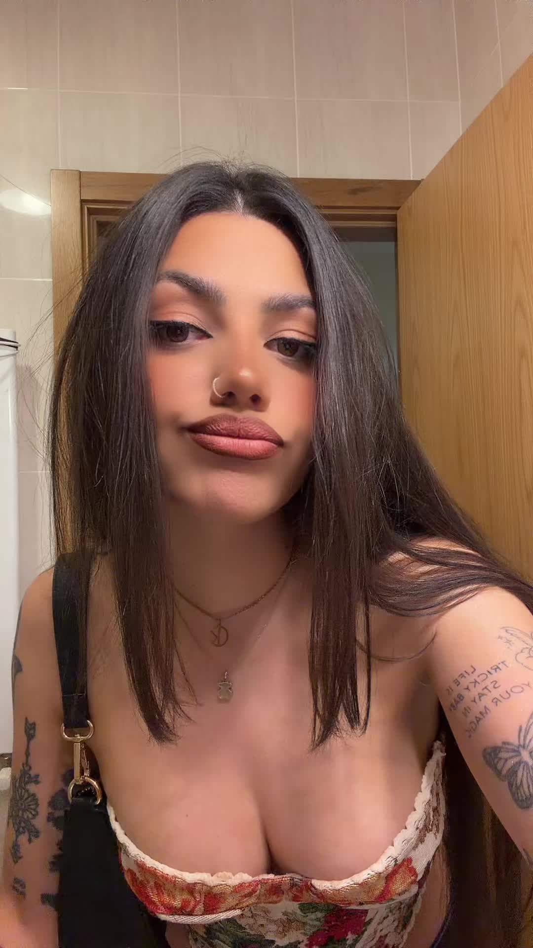 @adriana ribeiro