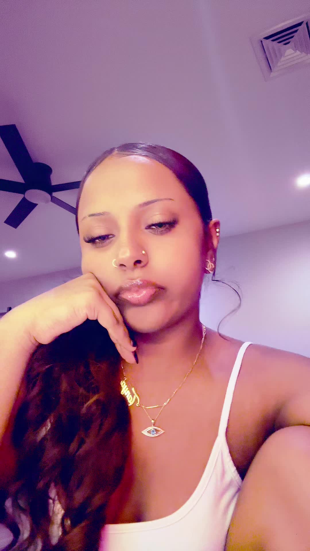 @Nia306