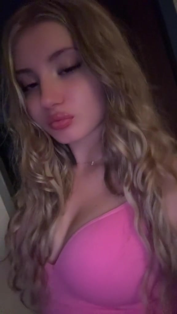 @𝐴𝑙𝑒𝑥𝑎𝑛𝑑𝑟𝑎