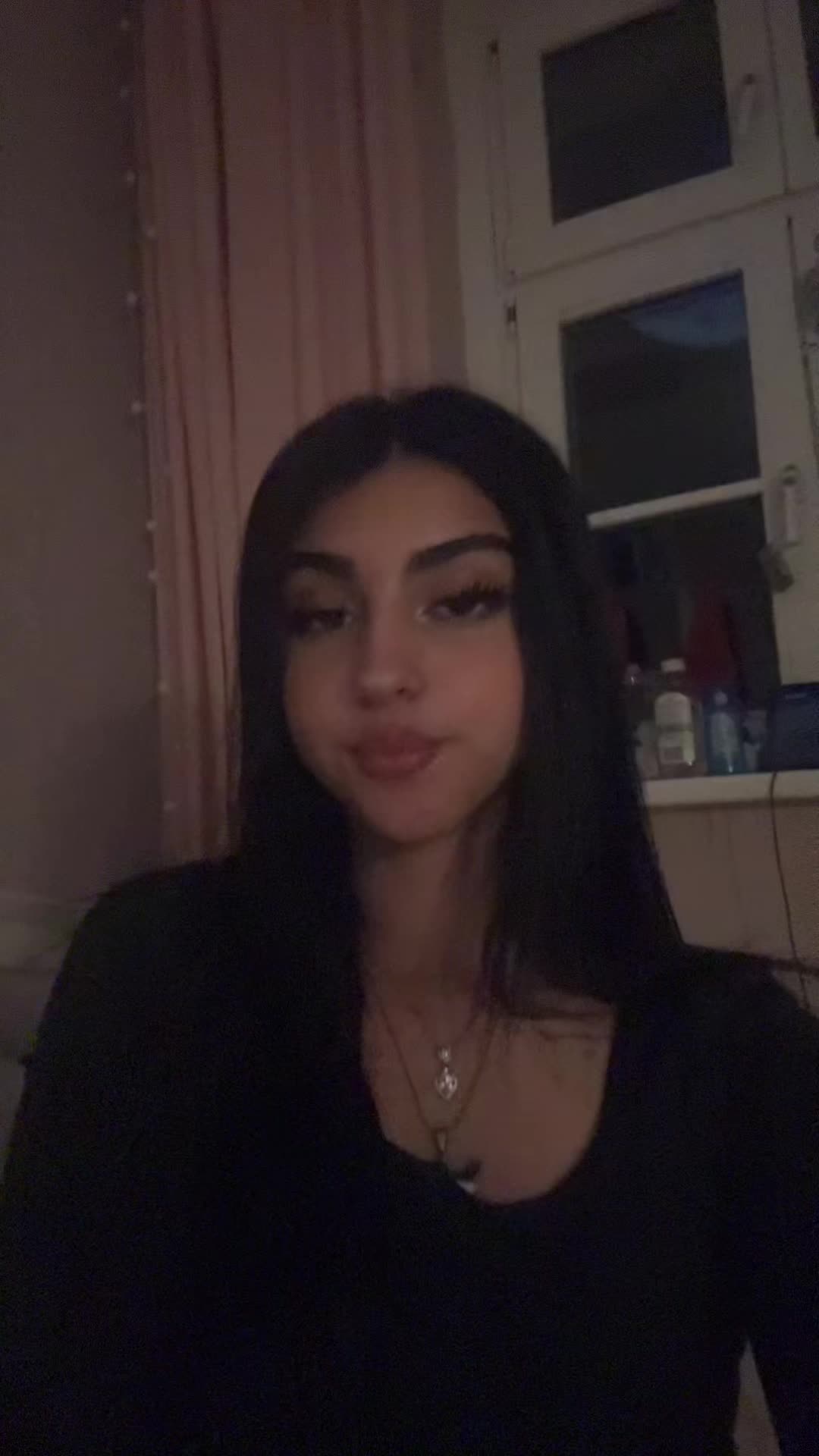 @𝐌𝐢𝐥𝐢🎀