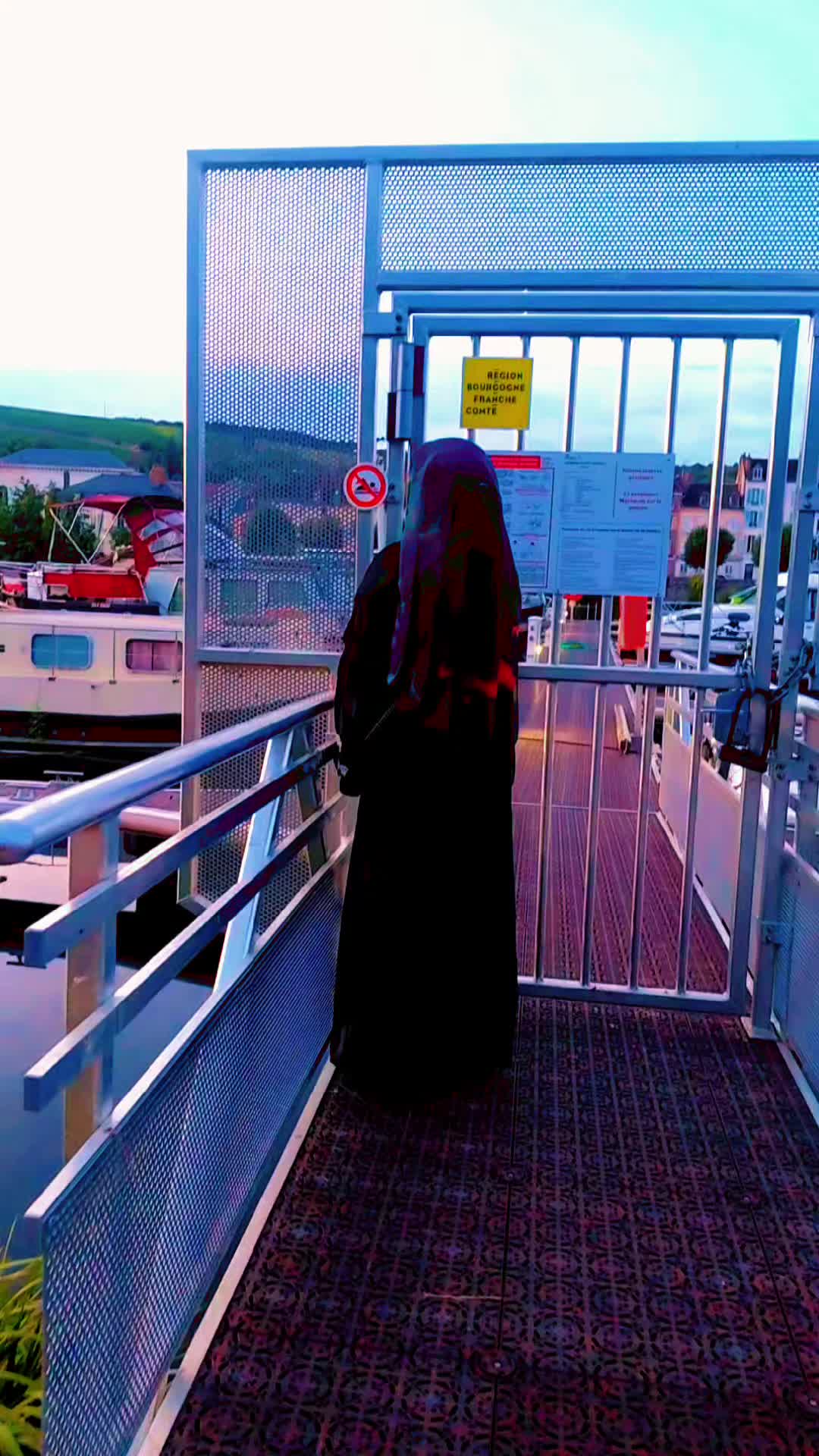 @. 🇧🇩🤍🤍