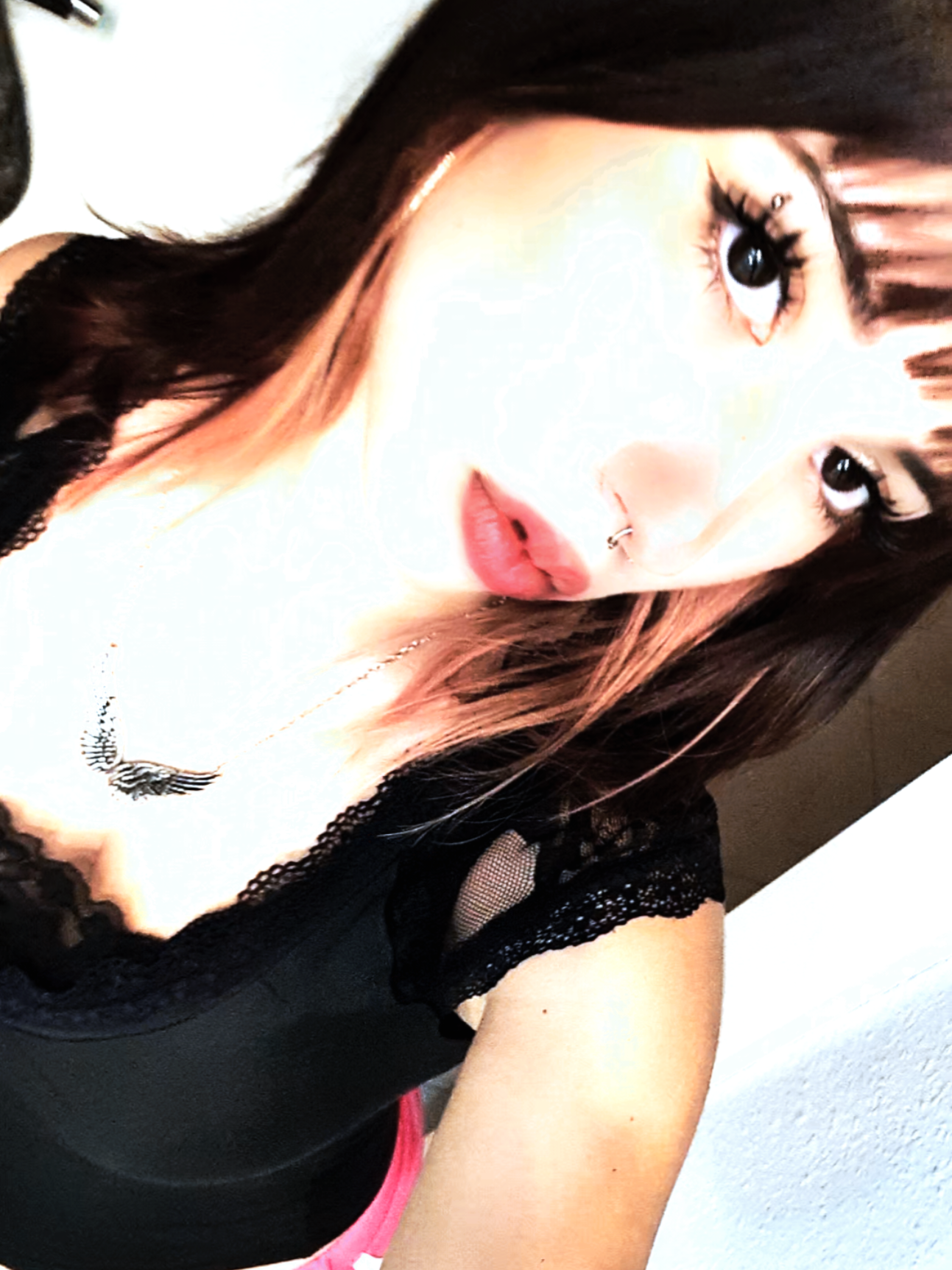 @ɐuᴉɹᴉ