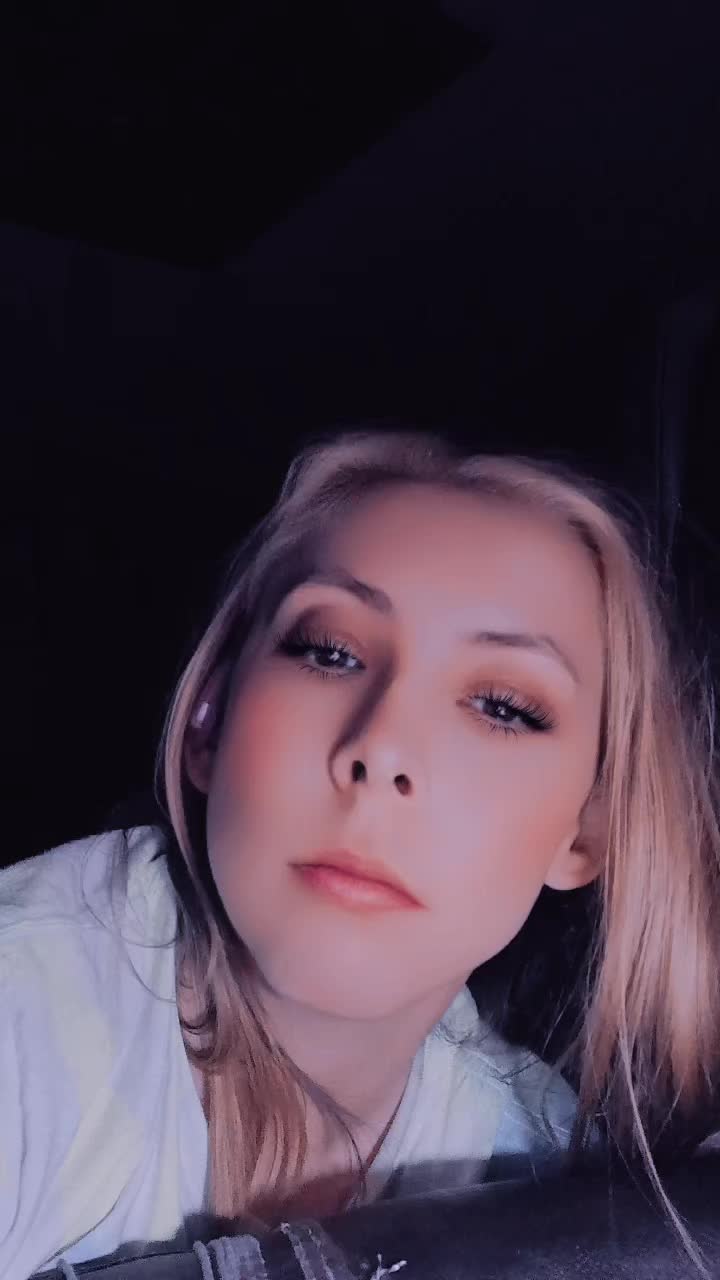 @LauraKay_xo