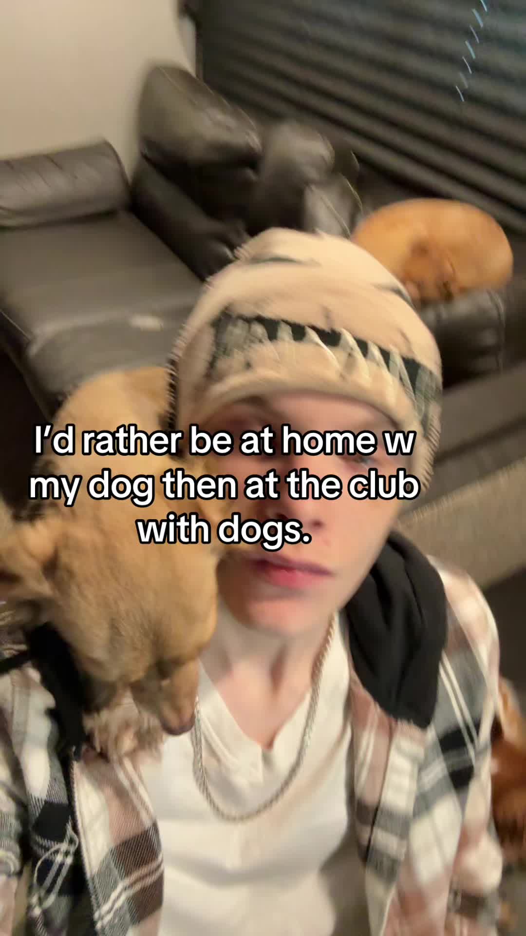 @2ooX