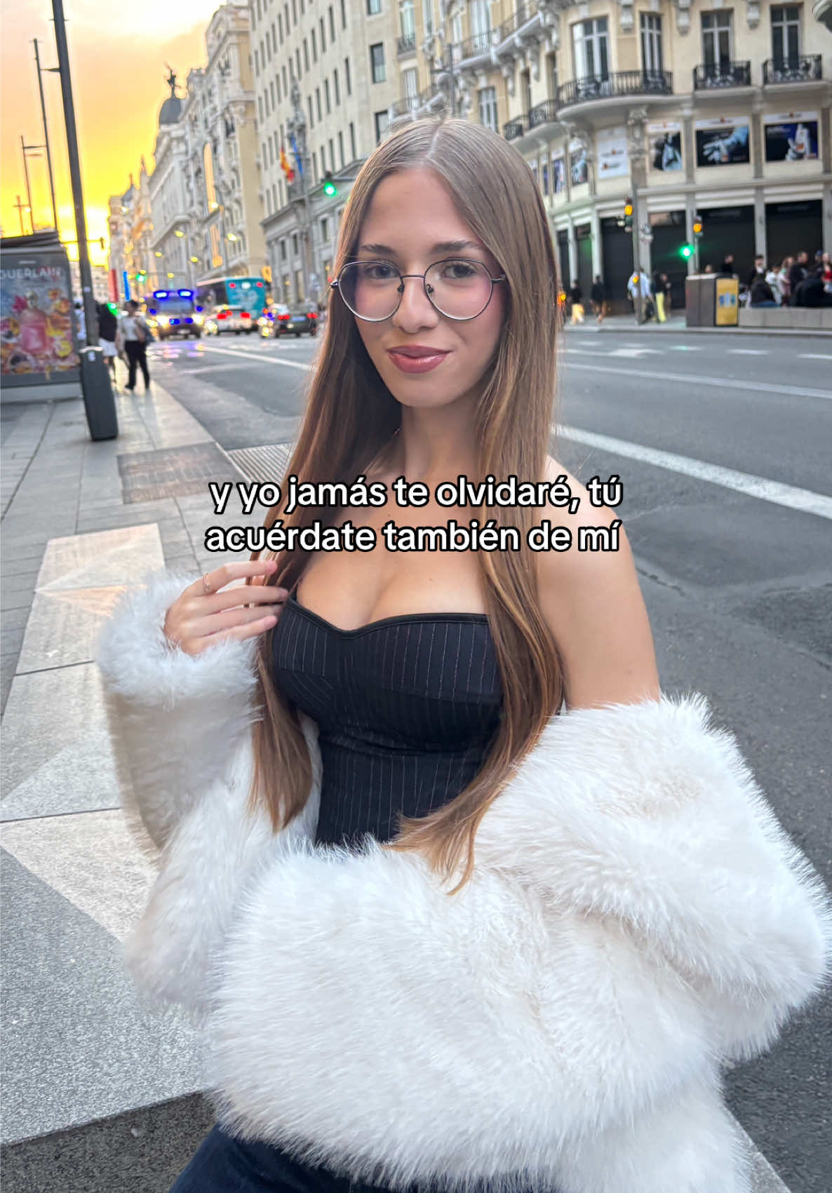 @𝐶𝑎𝑟𝑚𝑒𝑛🤍