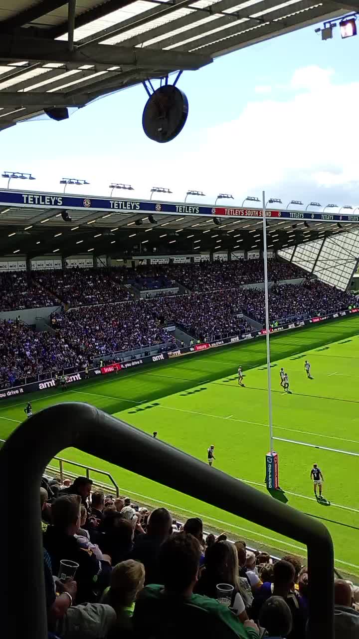 @scarlett_hollyxx25