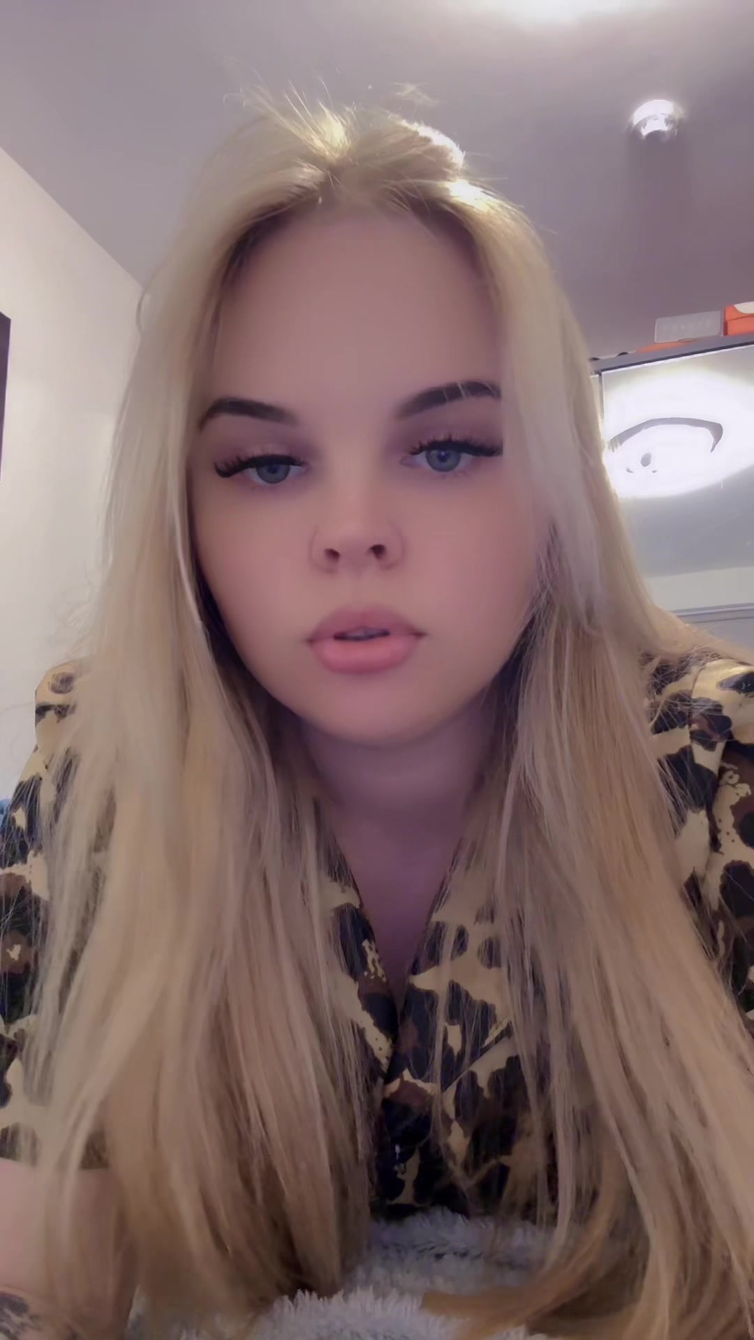 @🧸