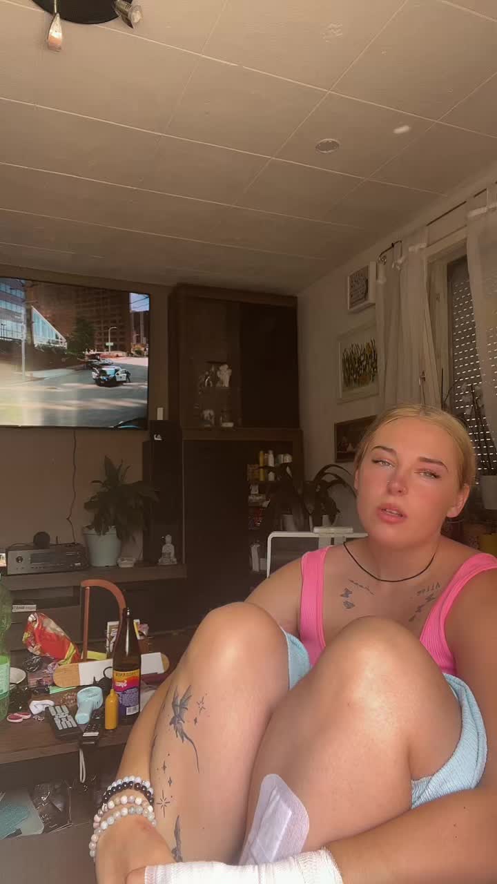 @Lili ✨