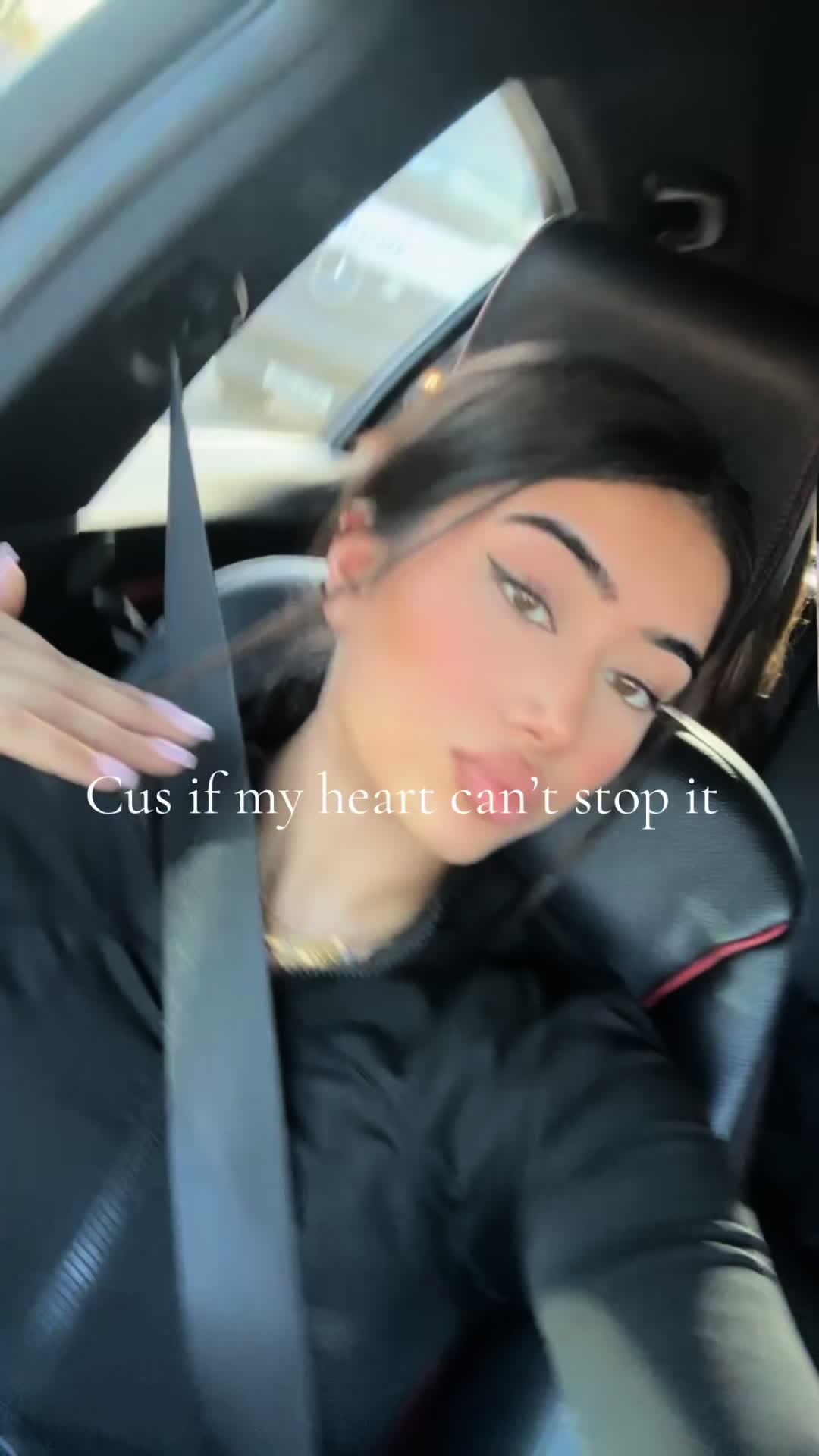 @Simran 💕