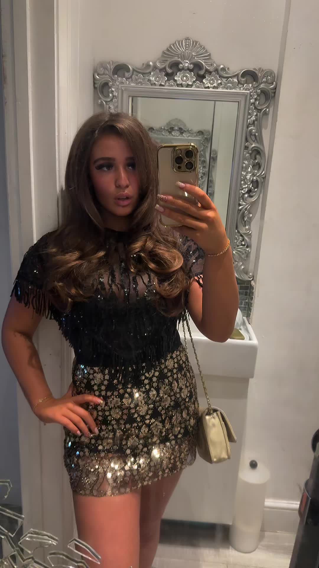 @bella lily