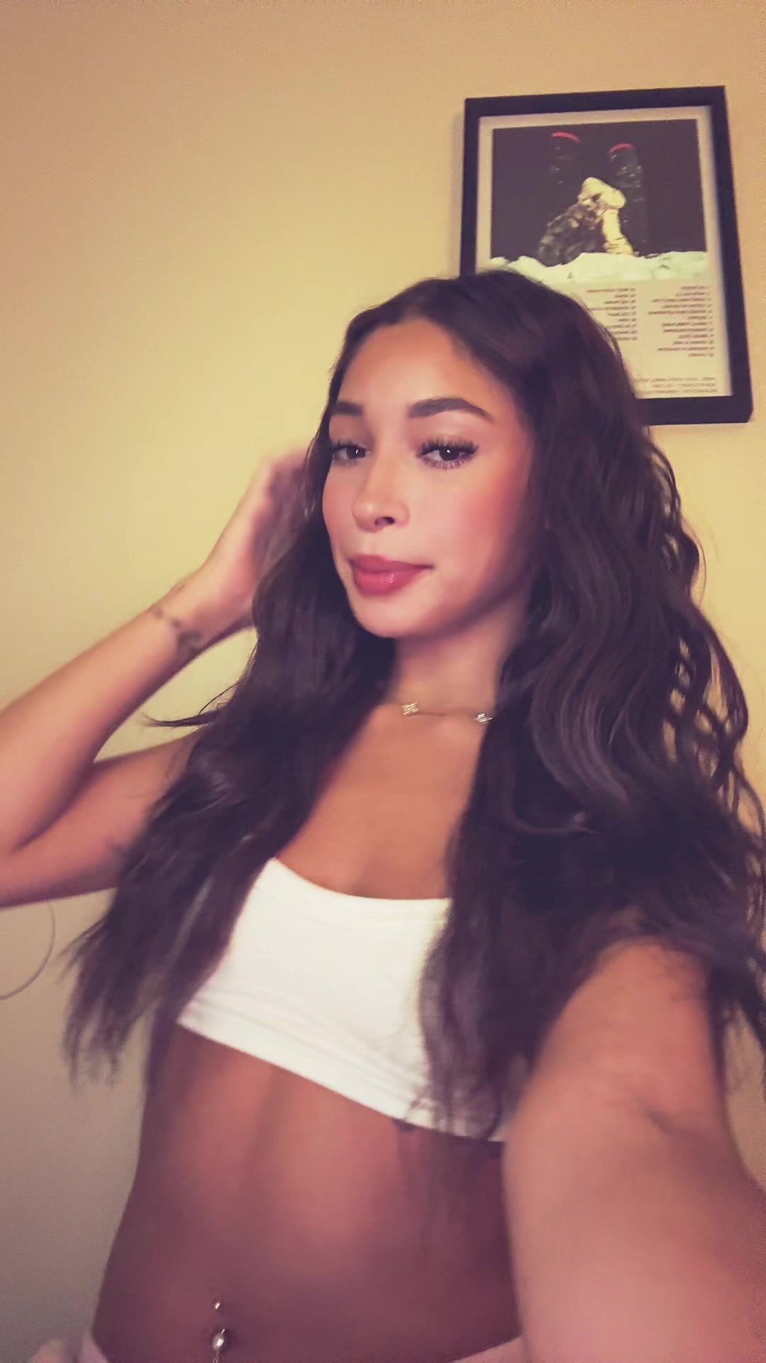 @aravely_