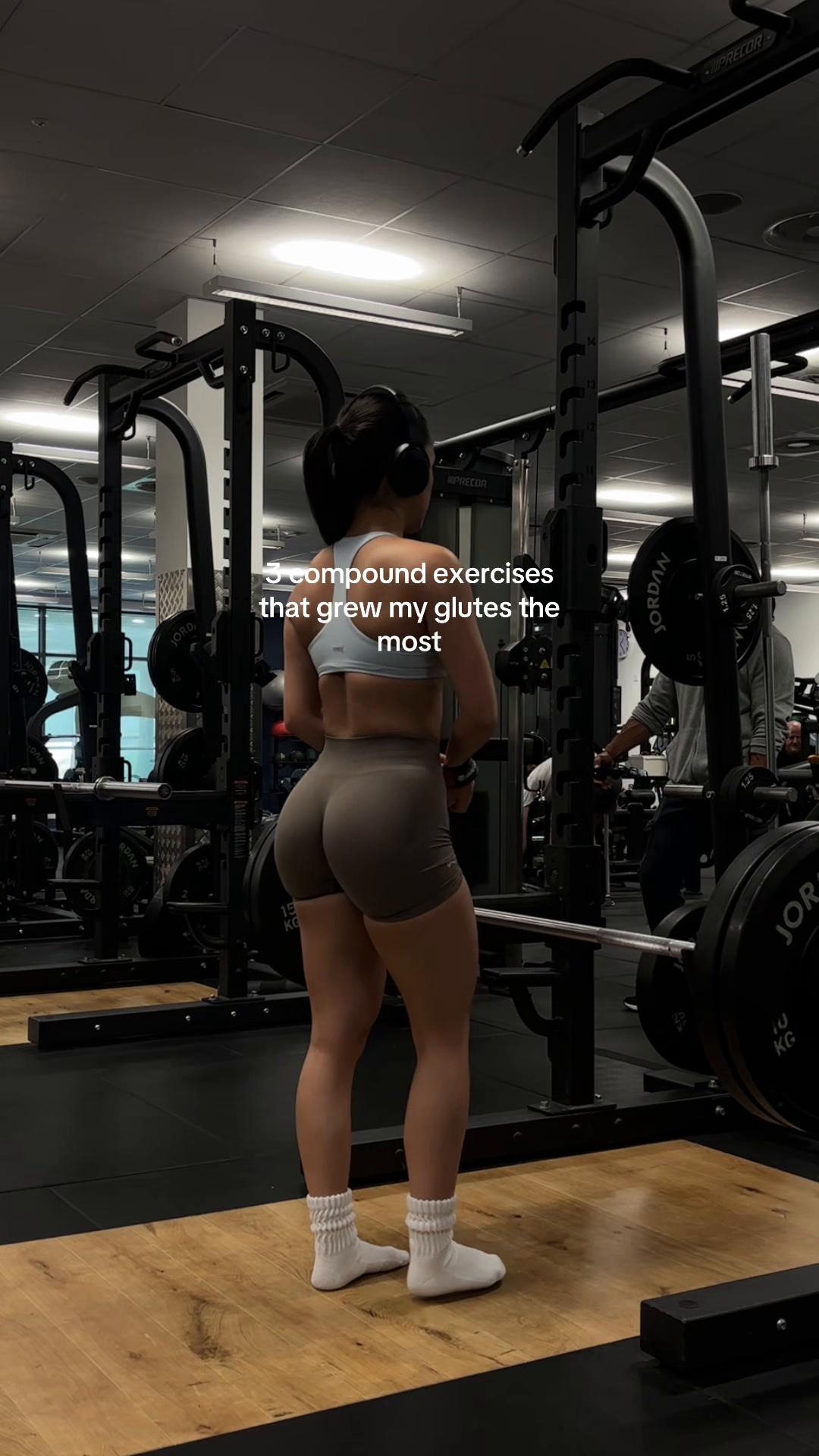 @chloe