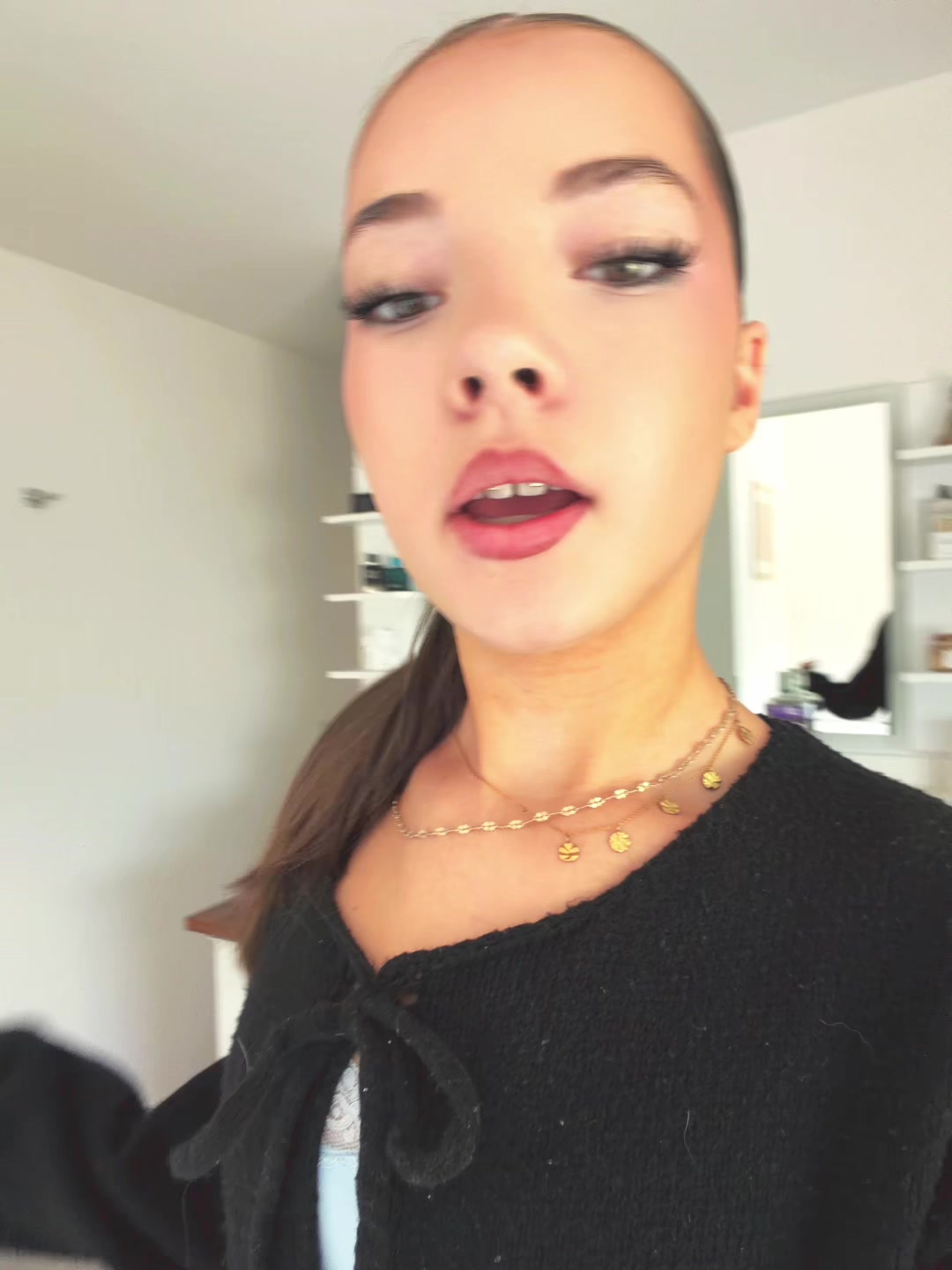@ℰ𝓁𝒾𝓃𝒶