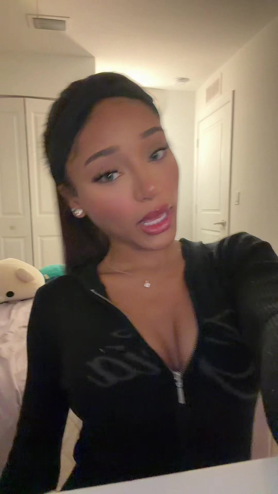 @ciarahrenaee
