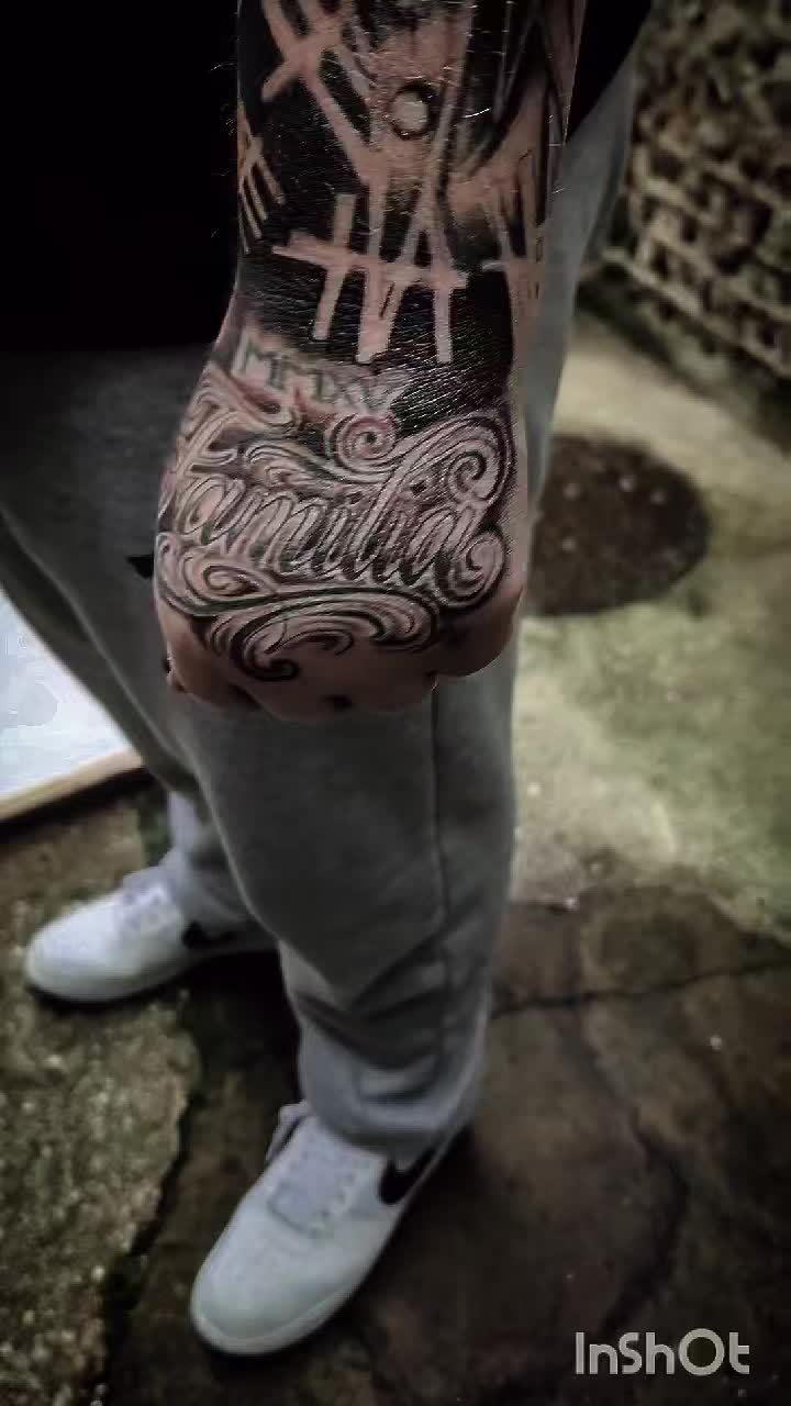 @Romany_ink13
