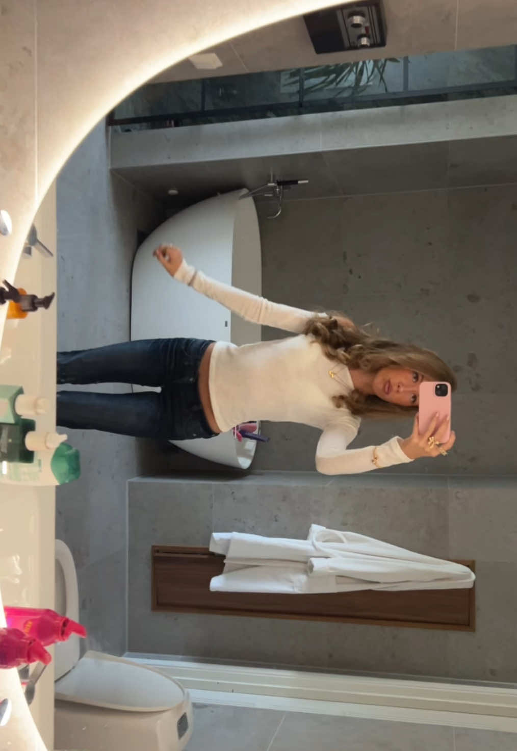 @Juliaa