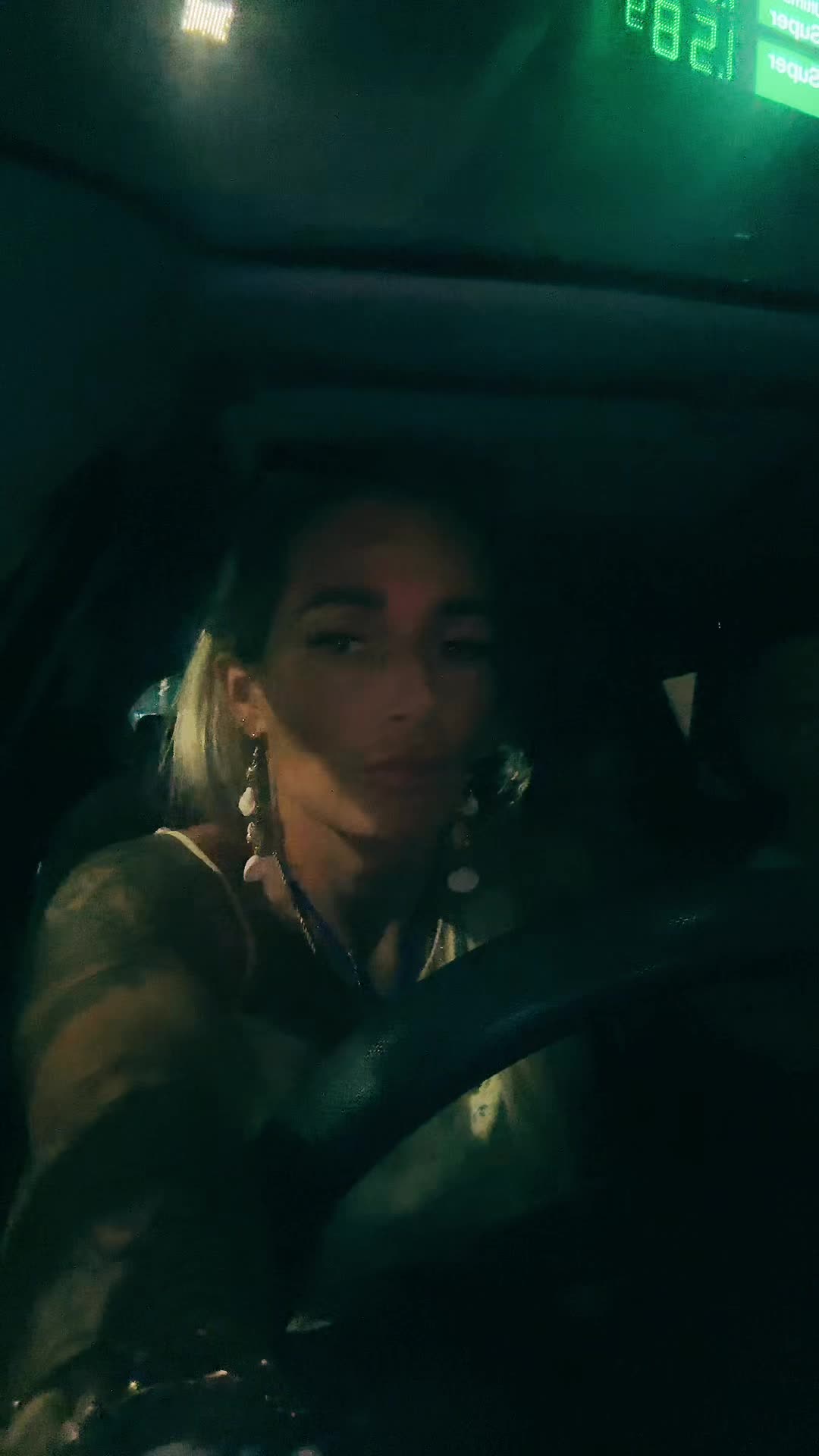 @_Natalie_