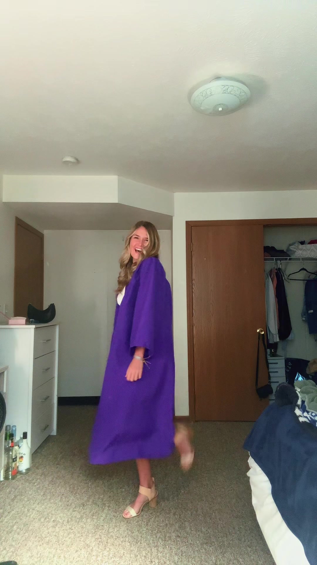 @Ava Keller