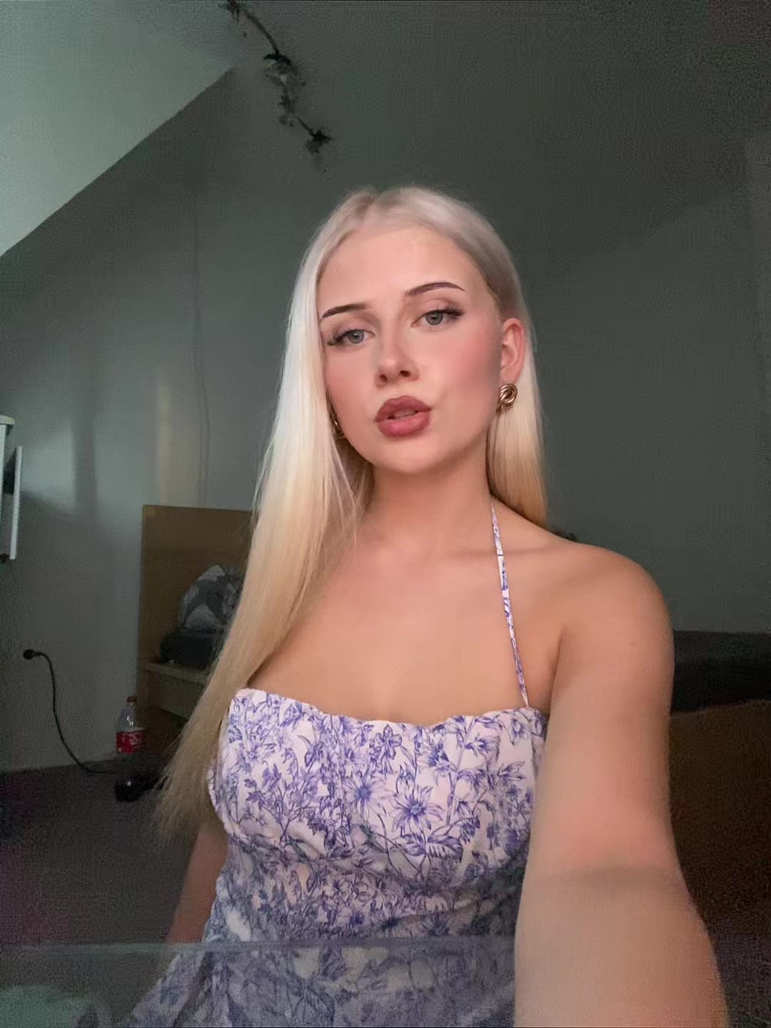 @lena