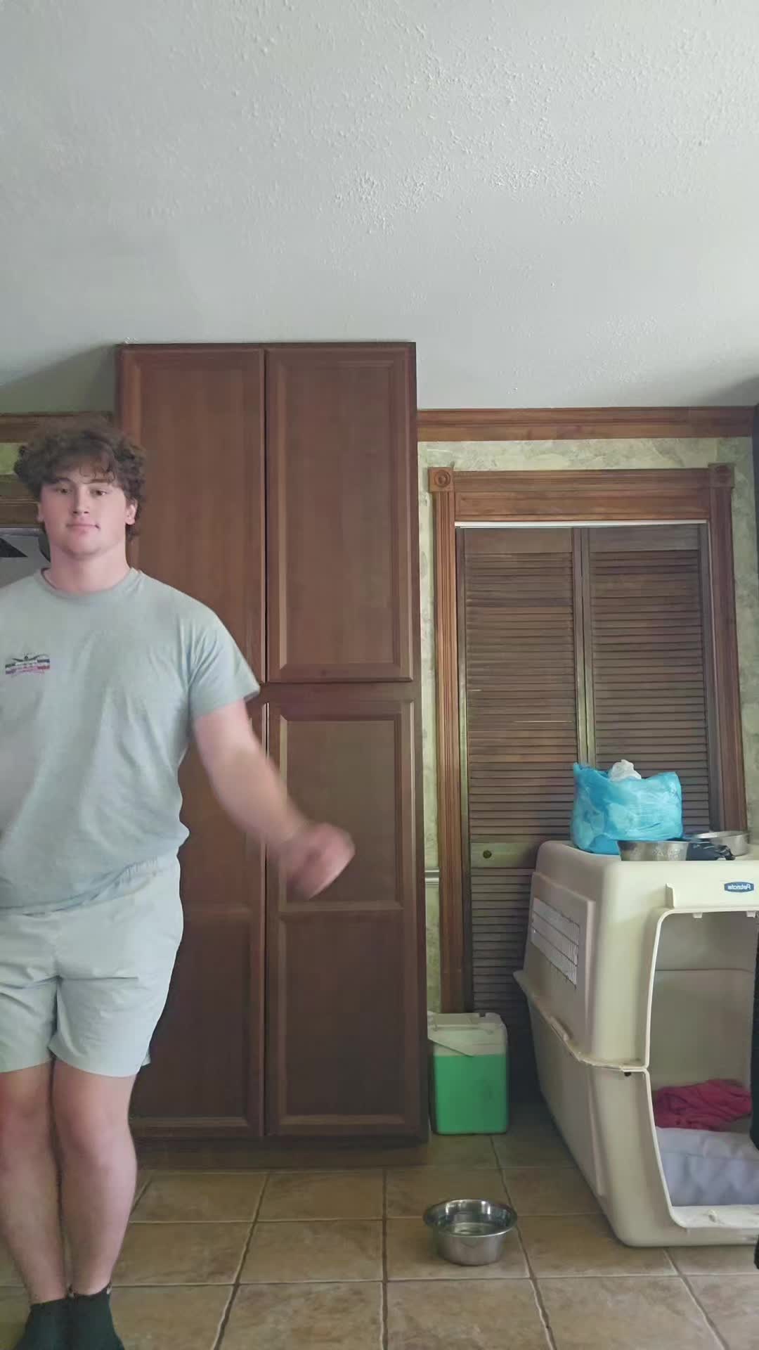 @JJ